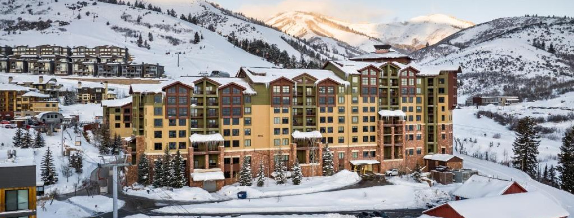 Außenansicht, Grand Summit Hotel