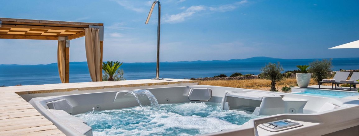 Plant Villas Novalja, Whirpool